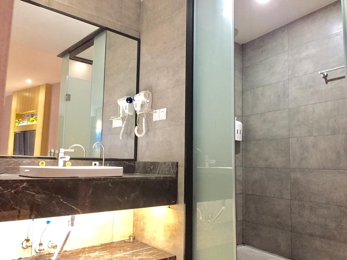 Guangzhou Hongcheng Hotel ภายนอก รูปภาพ